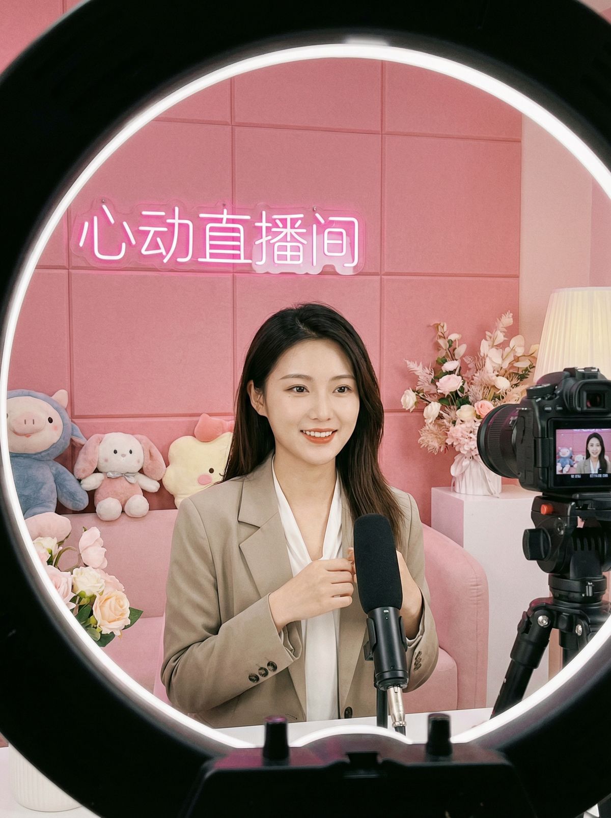 自拍自拍美女直播精彩视频回放 | 弹幕互动视频合集